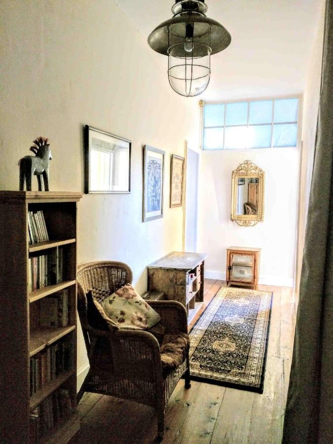 Quai Des Fleurs Bed and Breakfast Saint-Savinien Esterno foto